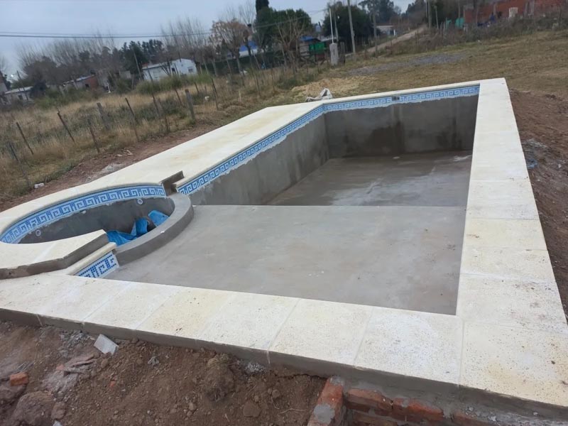 Piscinas Carlos - Construcción de Piscinas a Medida